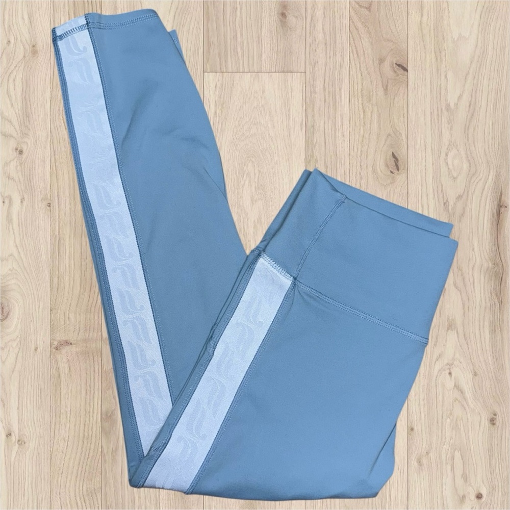 Fabletics High Waisted Powerhold Baby Blue Logo Stripe Leggings Women’s Medium